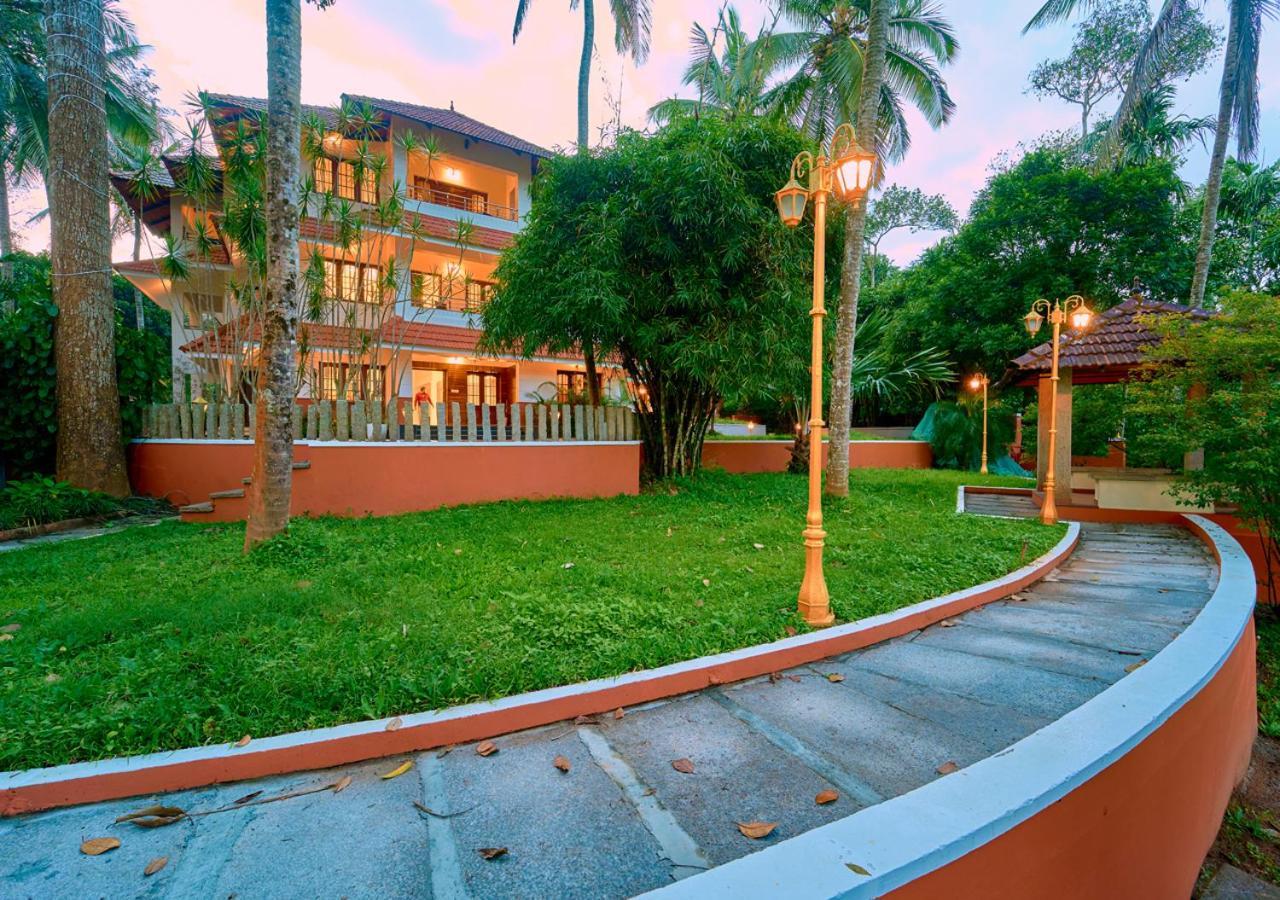 Ushasree Wayanad Heritage Premium Pool Resort By Voye Homes Ambalavayal Exterior photo